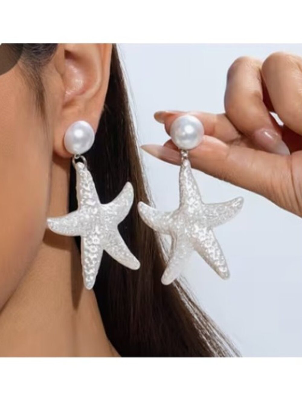 White Starfish Statement Dangle Earrings (BRAND-NEW & BEAUTIFUL!)